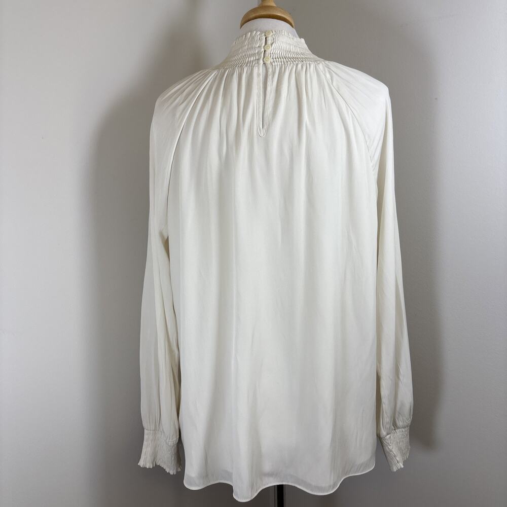 Chicos White Smocked Neck Victorian Poet Shirt M Ren Faire Cottage - Picture 3 of 16